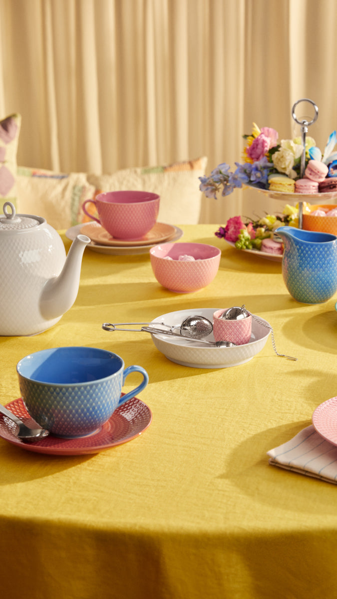 LYNGBY PORCELÆN RHOMBE COLOR, TEKOP M. UNDERKOP, BLÅ/TERRACOTTA