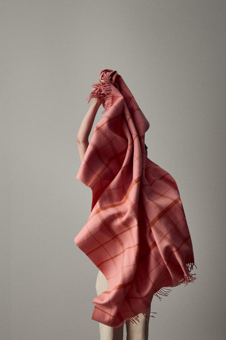 WARP & WEFT, CORAL/AMBER