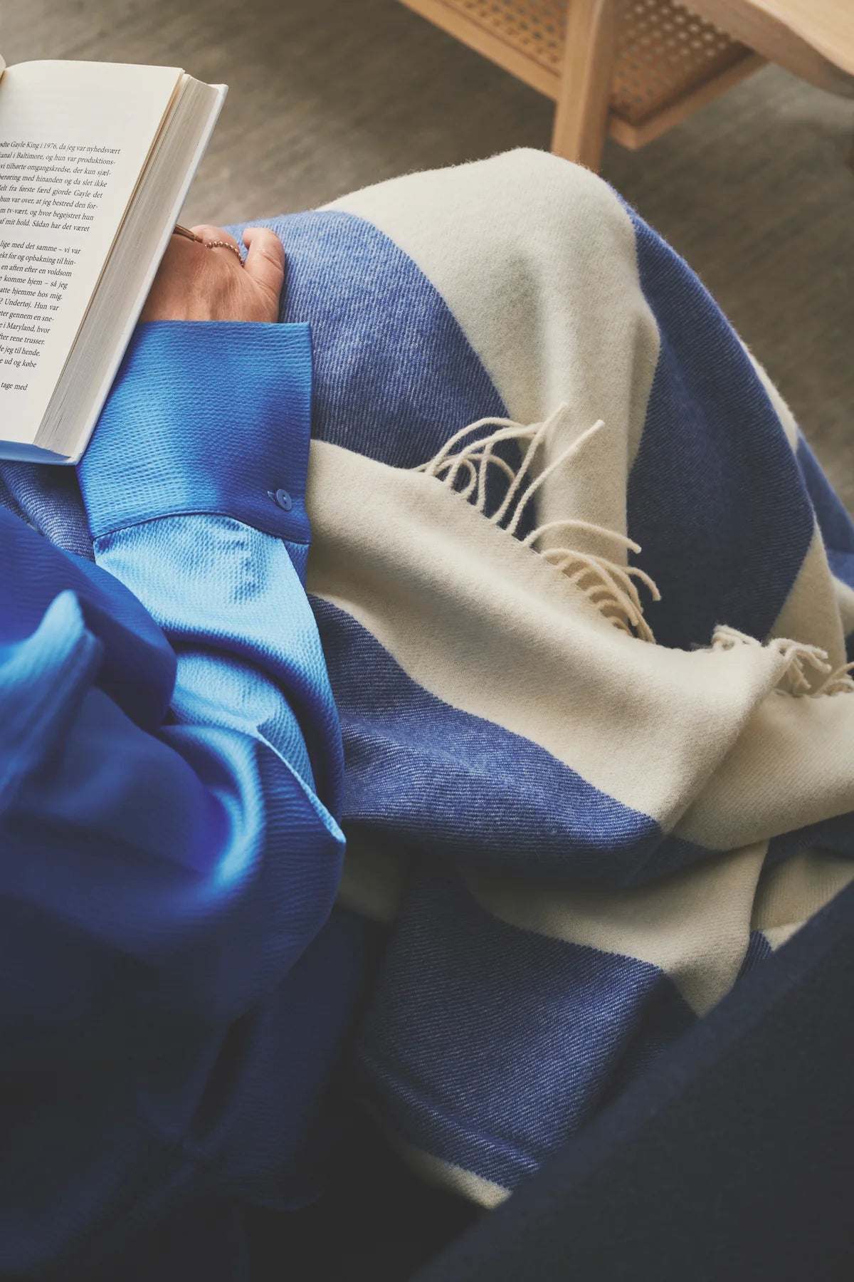 THE SWEATER, COBALT
