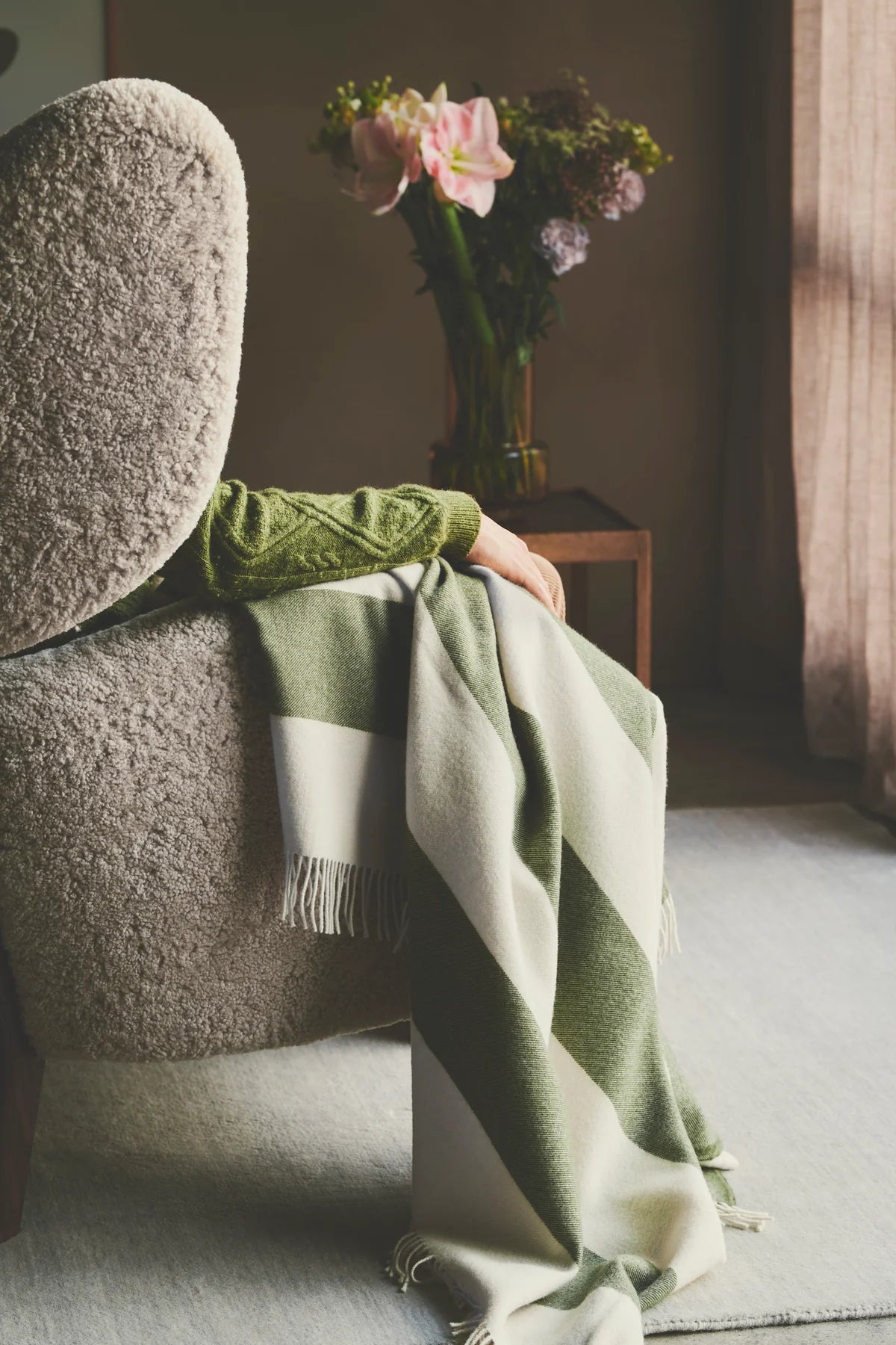 THE SWEATER, GREEN