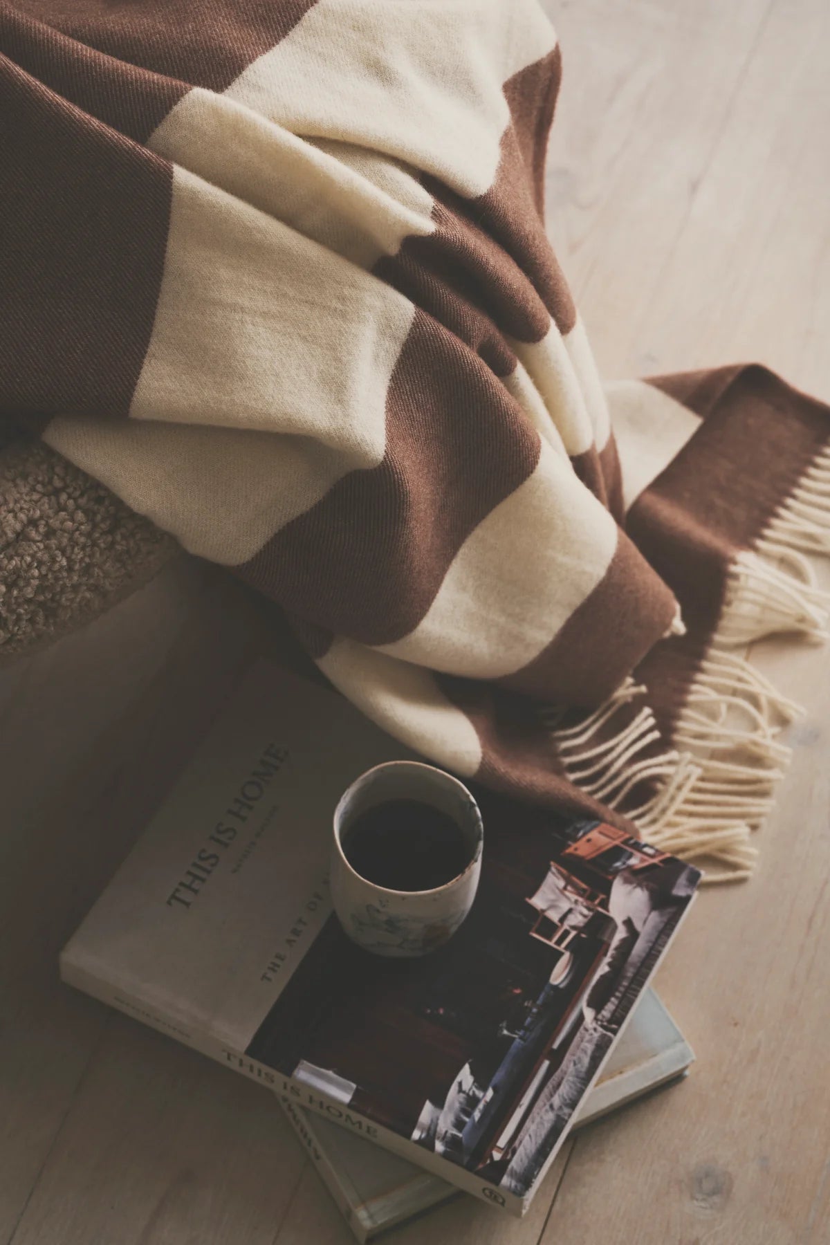 THE SWEATER, BROWN